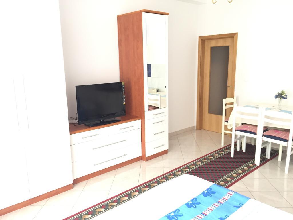Apartments Silvi Podstrana Kültér fotó